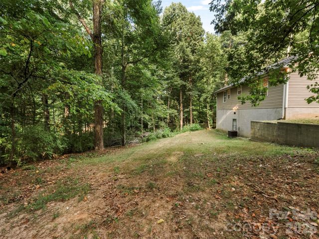 6238 King George Drive, Charlotte, NC 28213