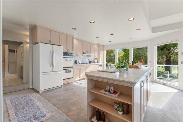 21 Crest Lane, La Selva Beach, CA 95076