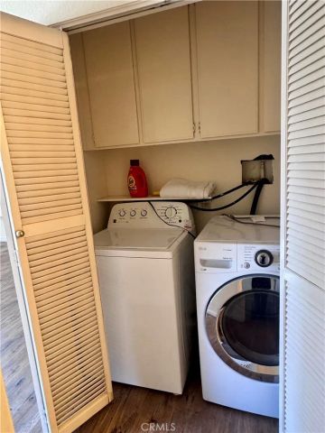 1 ALMADOR, Irvine, CA 92614