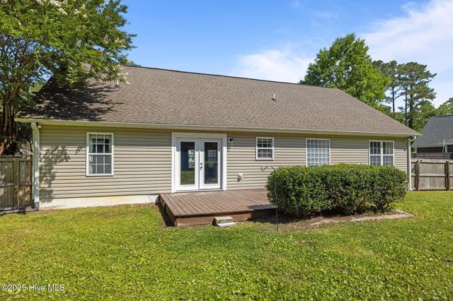 1199 Nine Foot Road, Newport, NC 28570