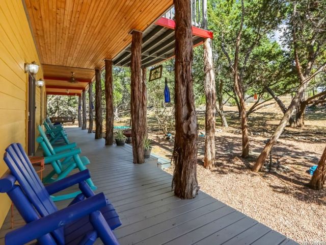 243 CRAZY HORSE TRL, Canyon Lake, TX 78133