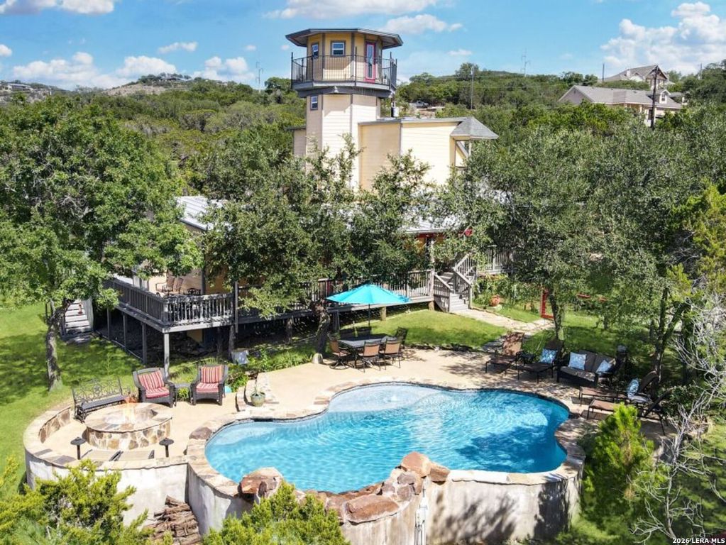 243 CRAZY HORSE TRL, Canyon Lake, TX 78133