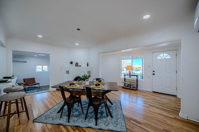 5512 Granite Ave NE, Albuquerque, NM 87110