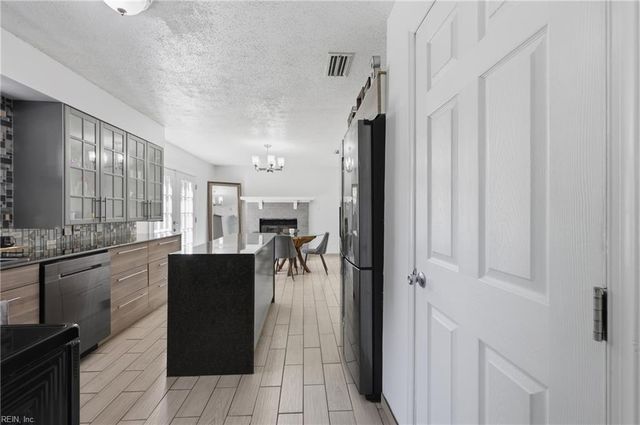 3148 Glastonbury DR, Virginia Beach, VA 23453