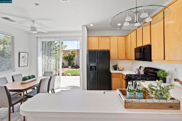 1641 Regent Dr, Brentwood, CA 94513