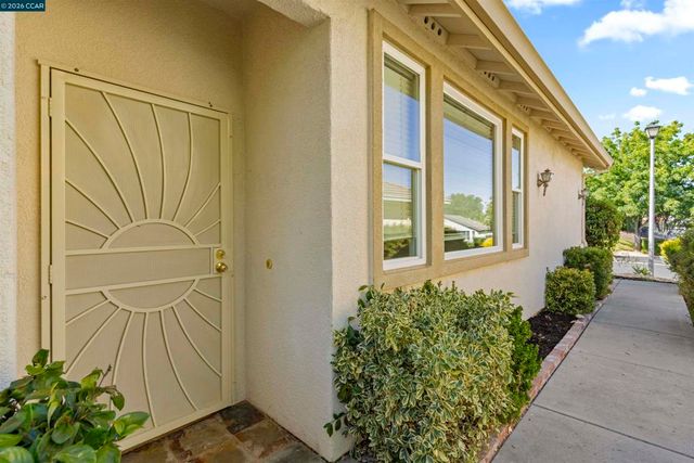 1641 Regent Dr, Brentwood, CA 94513