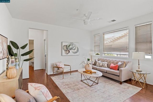 1641 Regent Dr, Brentwood, CA 94513