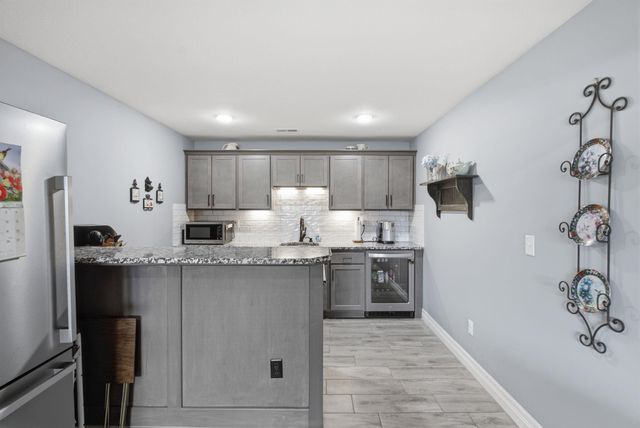 920 E Freedom St, Derby, KS 67037