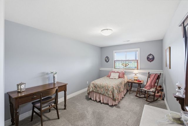 920 E Freedom St, Derby, KS 67037