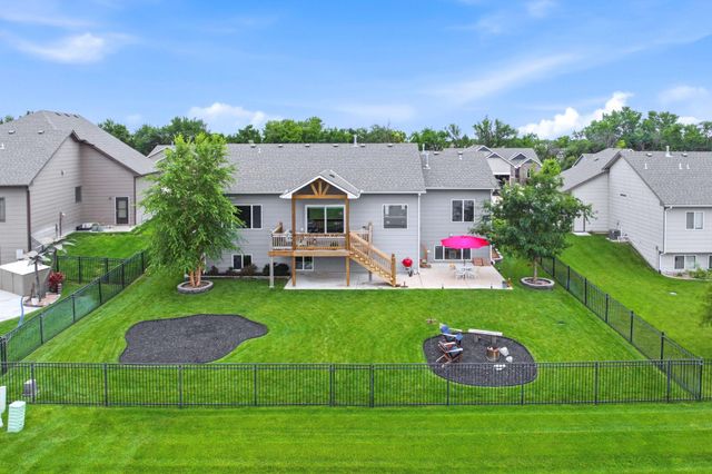 920 E Freedom St, Derby, KS 67037