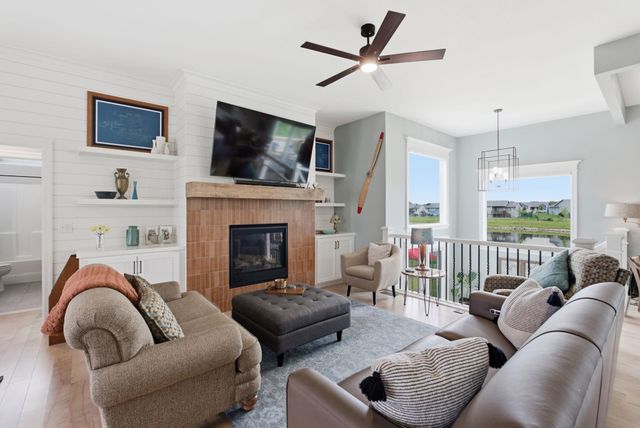 920 E Freedom St, Derby, KS 67037