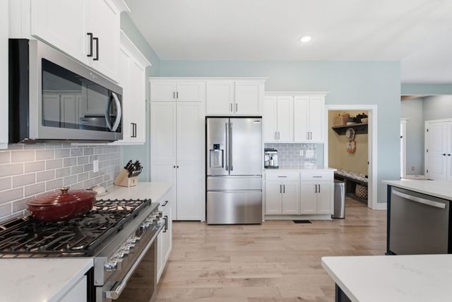 920 E Freedom St, Derby, KS 67037