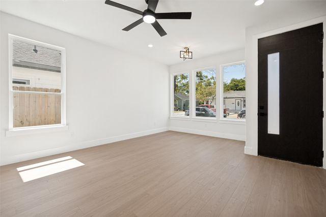 4000 Coolidge Street, Dallas, TX 75215