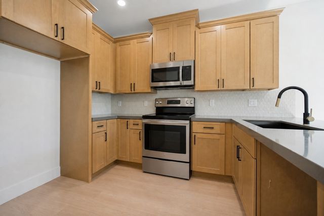 4000 Coolidge Street, Dallas, TX 75215
