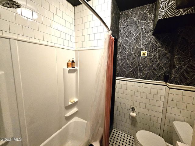 35 Jefferson Street, Troy, NY 12180