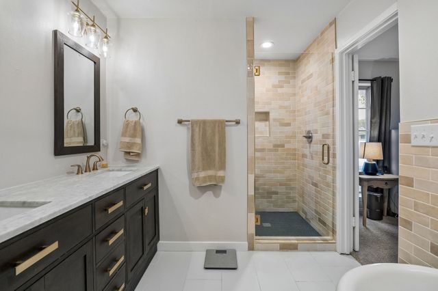 5622 Ledgestone Drive, Dallas, TX 75214