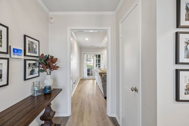 5622 Ledgestone Drive, Dallas, TX 75214