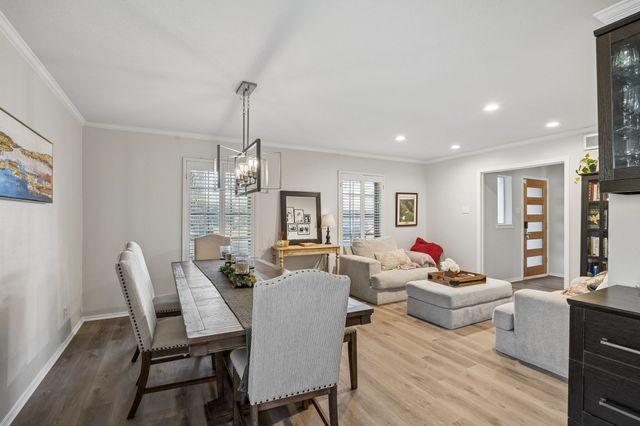 5622 Ledgestone Drive, Dallas, TX 75214