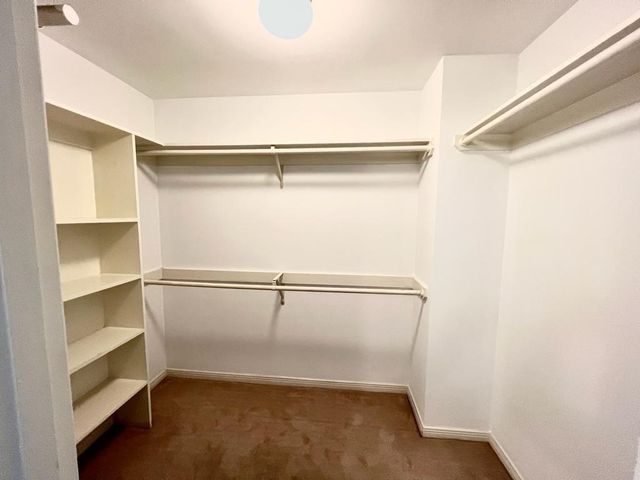 3525 Sage Road 704, Houston, TX 77056