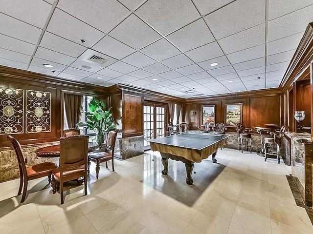 3525 Sage Road 704, Houston, TX 77056