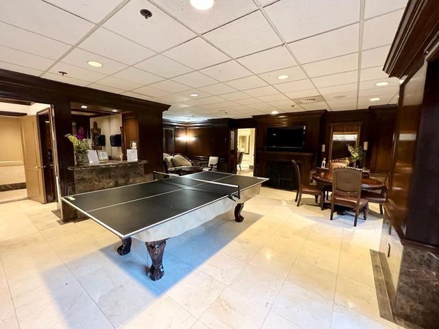 3525 Sage Road 704, Houston, TX 77056