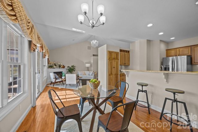 612 Vista Falls Road, Mills River, NC 28759