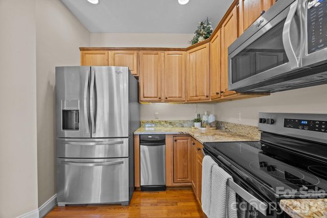 612 Vista Falls Road, Mills River, NC 28759