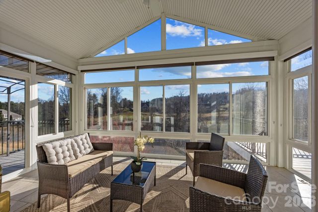 612 Vista Falls Road, Mills River, NC 28759