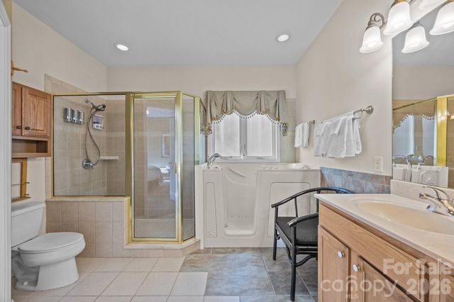 612 Vista Falls Road, Mills River, NC 28759