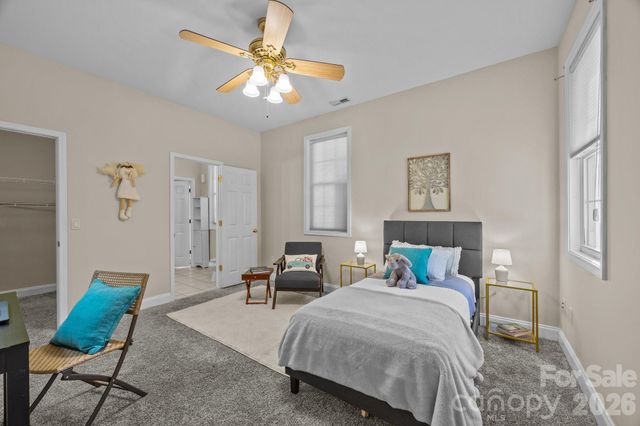 612 Vista Falls Road, Mills River, NC 28759