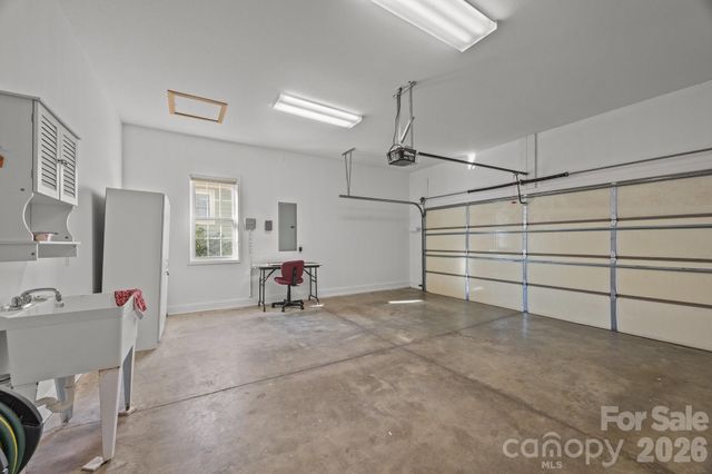 612 Vista Falls Road, Mills River, NC 28759