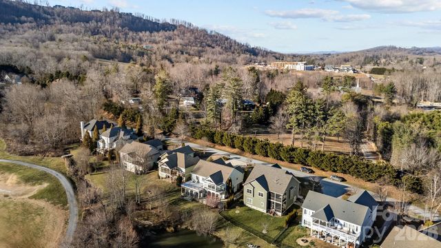 612 Vista Falls Road, Mills River, NC 28759