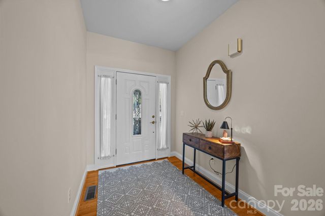 612 Vista Falls Road, Mills River, NC 28759