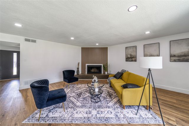 1704 Novel Circle, Garland, TX 75040