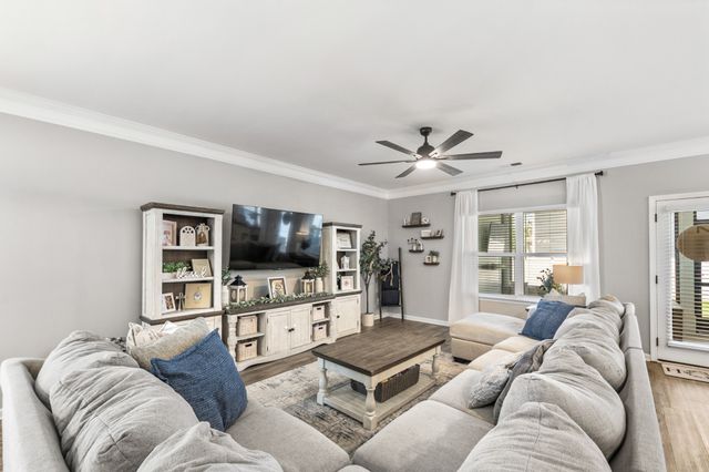 337 Geneva Ln, Columbia, TN 38401