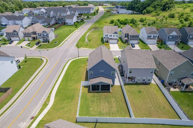 337 Geneva Ln, Columbia, TN 38401