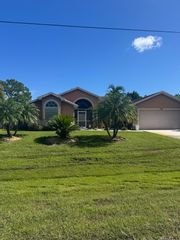 591 NW GRENADA Street, Port St. Lucie, Port St Lucie, FL 34983