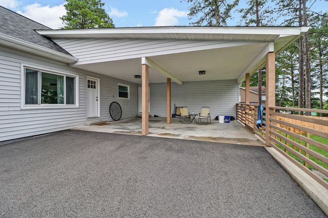 1177 Sparta Hwy, Crossville, TN 38572