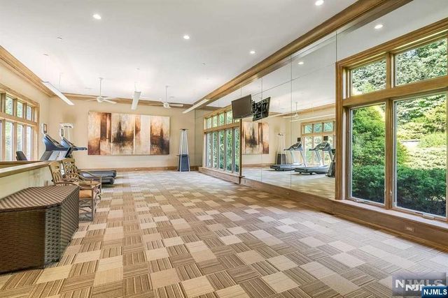 125 Chestnut Ridge Road, Saddle River, NJ 07458