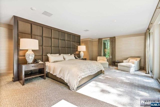 125 Chestnut Ridge Road, Saddle River, NJ 07458