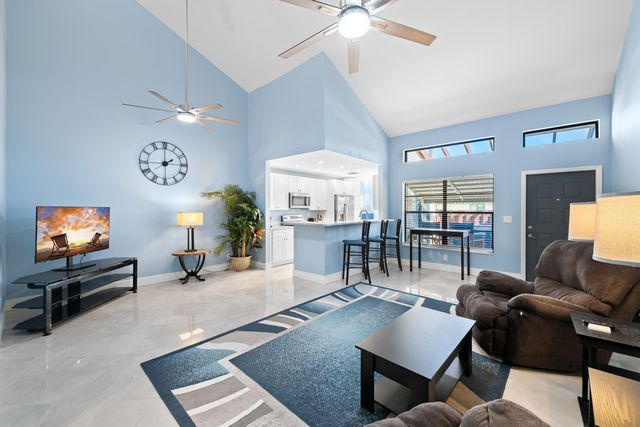 14079 Nesting Way B, Delray Beach, FL 33484