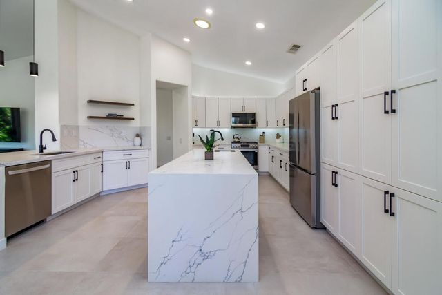 67568 S Laguna Drive, Cathedral City, CA 92234