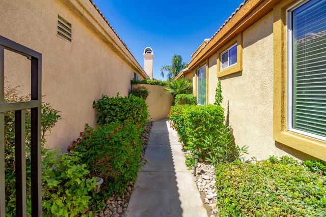 67568 S Laguna Drive, Cathedral City, CA 92234
