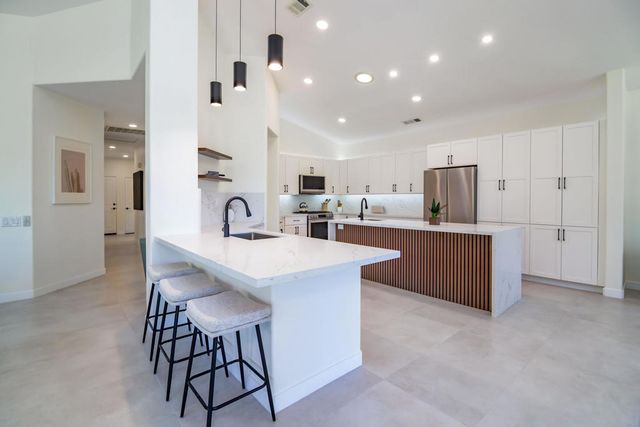 67568 S Laguna Drive, Cathedral City, CA 92234