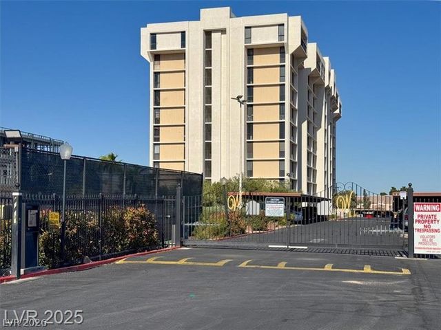 3930 University Center Drive 409, Las Vegas, NV 89119