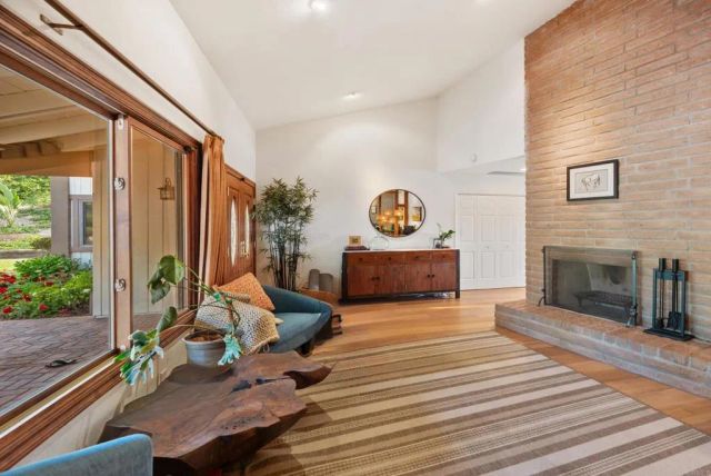 1092 Serena Way, San Marcos, CA 92078