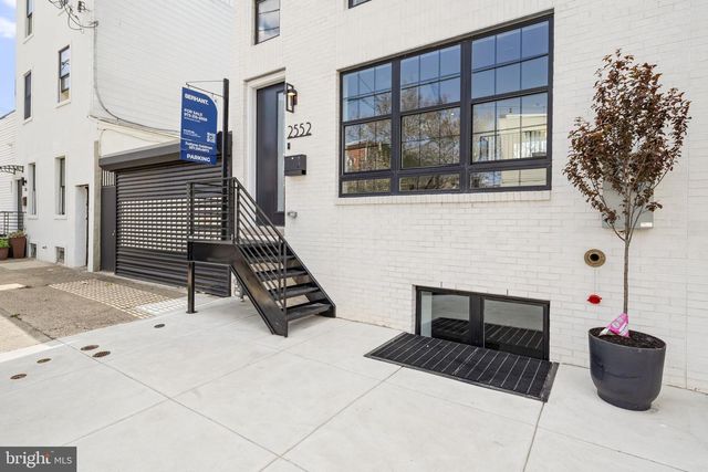 2552 E SOMERSET ST, Philadelphia, PA 19134
