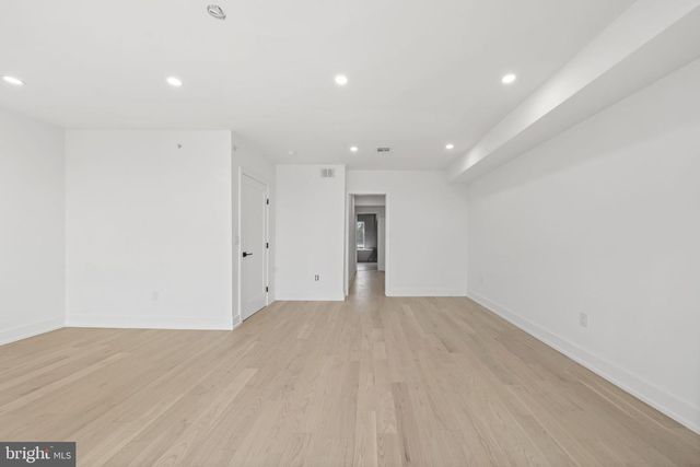 2552 E SOMERSET ST, Philadelphia, PA 19134