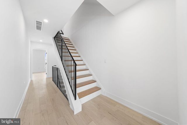 2552 E SOMERSET ST, Philadelphia, PA 19134