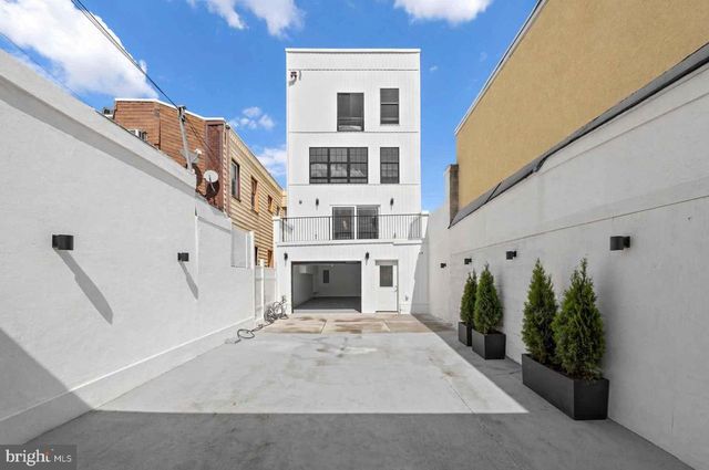 2552 E SOMERSET ST, Philadelphia, PA 19134